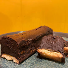 画像をギャラリービューアに読み込む, 豚肉のハヤシライスソース じゃことレモンのクリームソース チョコレートのテリーヌ(12/19 発送分)