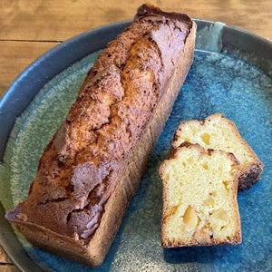 レモンとホワイトチョコのケーキ　ごまとさつまいものケーキ　（1/31　発送分）